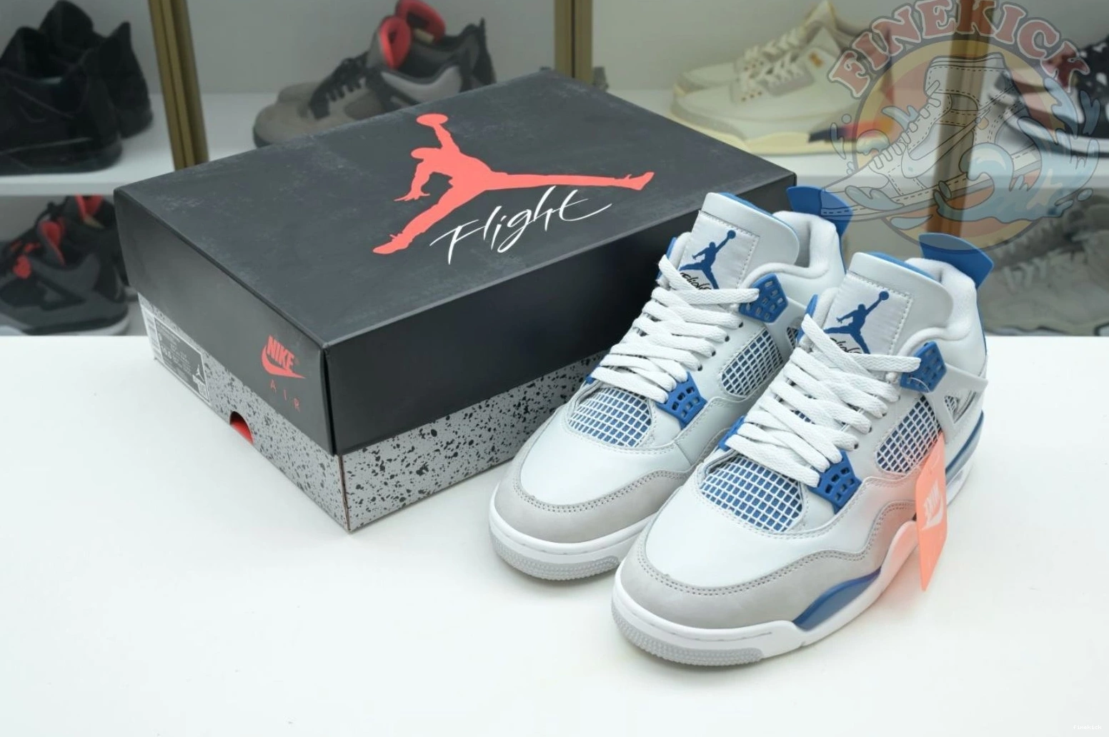 4 Jordan Air 